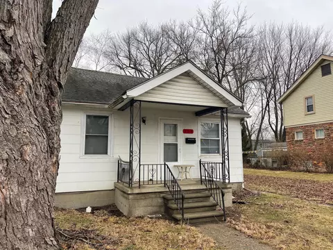 154 W Madge Ave, Hazel Park, MI 48030