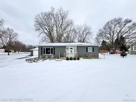 1475 N Irish Rd, Davison, MI 48423