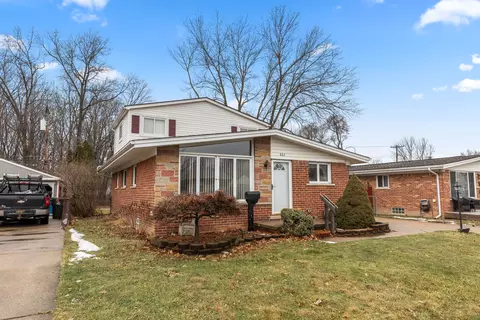 862 Alvin St, Westland, MI 48186