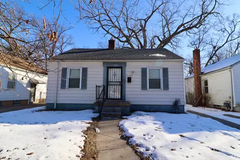 20060 Glastonbury Rd, Detroit, MI 48219