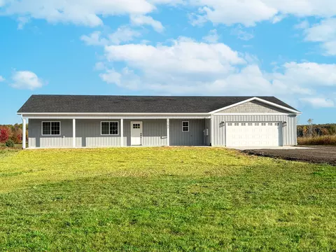 10380 Reid Rd, Swartz Creek, MI 48473