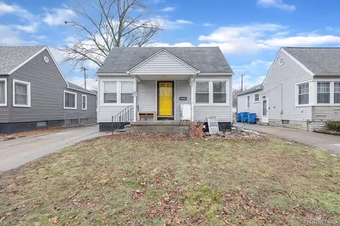 4426 Syracuse St, Dearborn Heights, MI 48125