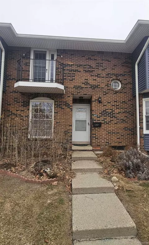 2773 Page Ave, Ann Arbor, MI 48104