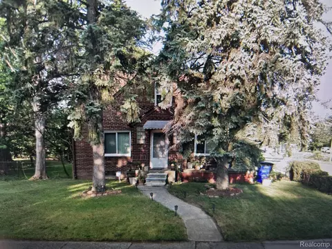 18335 Faust Ave, Detroit, MI 48219
