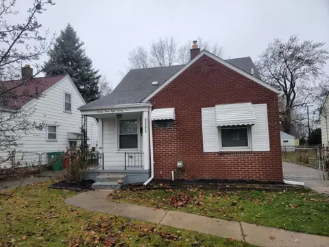 23825 Normandy Ave, Eastpointe, MI 48021
