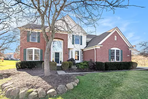 7364 Goldenrod Crt Ct, Green Oak, MI 48116