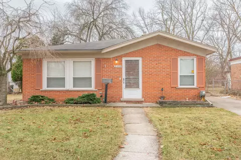31455 Carlisle Pkwy, Wayne, MI 48184
