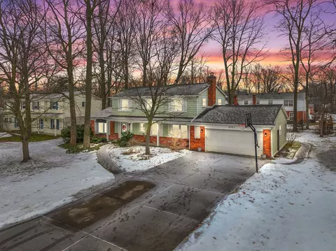 5551 Northcote, West Bloomfield, MI 48322