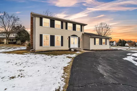 2554 Peterboro, West Bloomfield, MI 48323