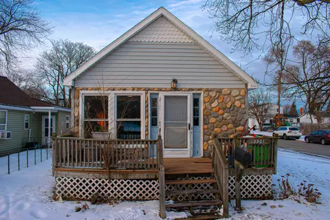 2901 Little St, Port Huron, MI 48060