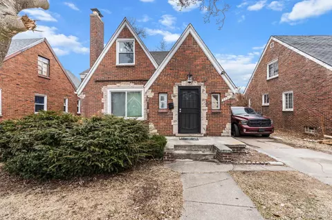 9550 Robson St, Detroit, MI 48227