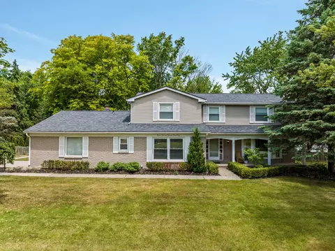 13311 Drury Ln, Plymouth, MI 48170