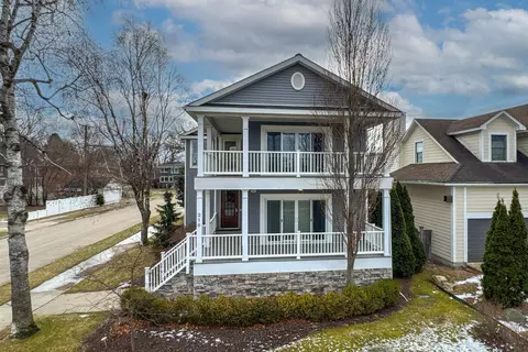 216 E Kenilworth Ave, Royal Oak, MI 48067