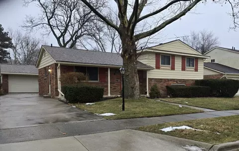 15578 Liverpool St, Livonia, MI 48154