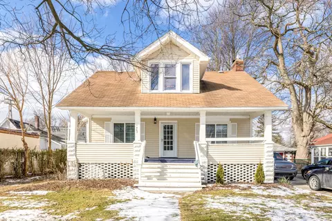 1407 Saint Clair Blvd, Algonac, MI 48001