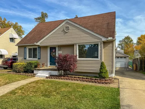 430 N Edgeworth Ave, Royal Oak, MI 48067