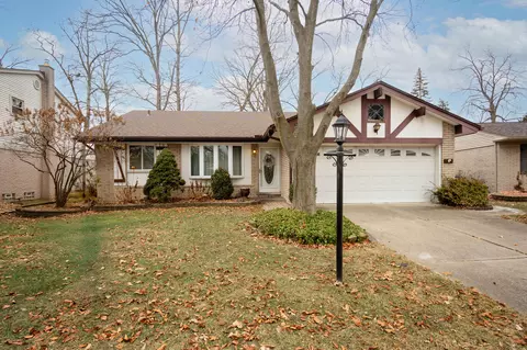 19430 Brandywine St, Riverview, MI 48193