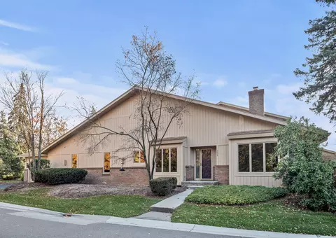 3625 Pheasant Run, Bloomfield Township, MI 48302