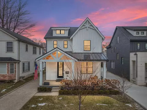 1245 Cole St, Birmingham, MI 48009