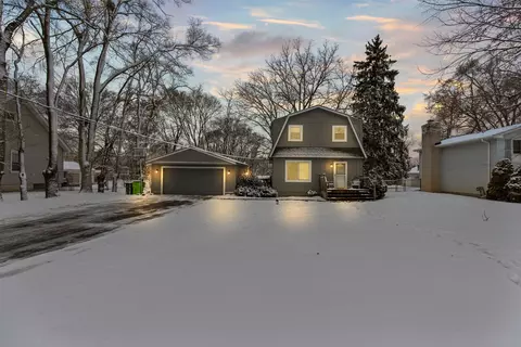 1550 Petrolia, West Bloomfield, MI 48324