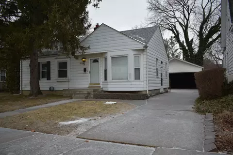 2754 Sunnyknoll Ave, Berkley, MI 48072