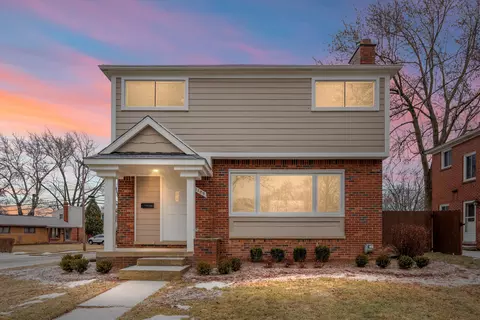 1109 W Selfridge Blvd, Clawson, MI 48017