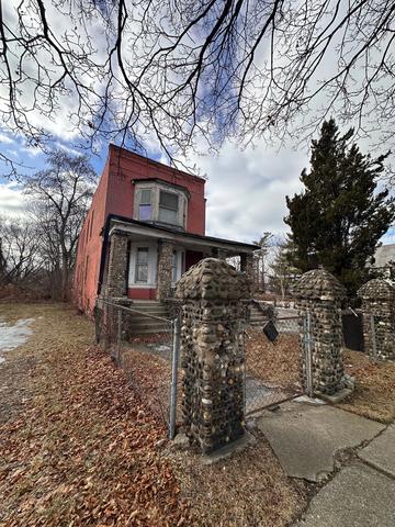 5125 Rohns St, Detroit, MI 48213 | MLS# 20250008349 | 18 Photos - Movoto