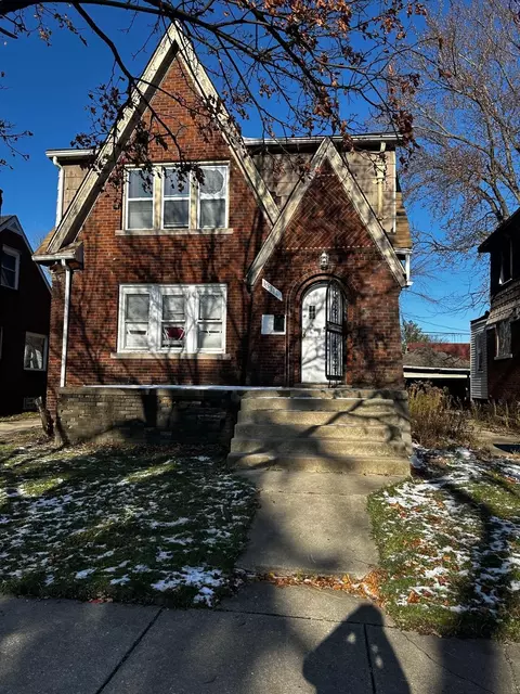 13311 Promenade St, Detroit, MI 48213