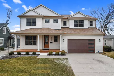 4626 Hampton Blvd, Royal Oak, MI 48073