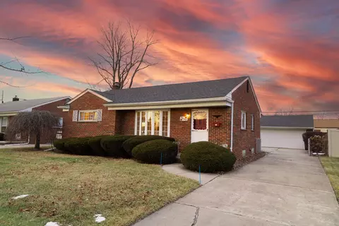 29148 Grandon St, Livonia, MI 48150