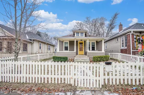 202 California Ave, Royal Oak, MI 48067
