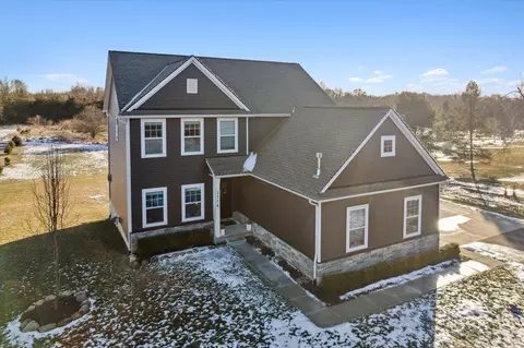 2778 Swarthout Rd, Pinckney, MI 48169