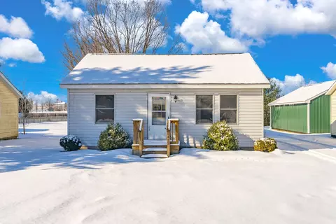 5412 Sandusky Rd, Peck, MI 48466