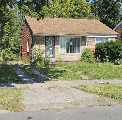 16436 Fullerton St, Detroit, MI 48227