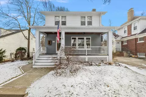 140 Alice Ave, Bloomfield Hills, MI 48302