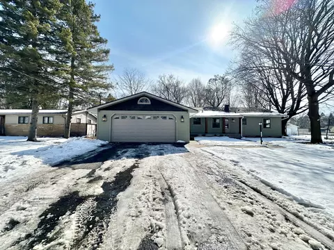 1460 Coutant St, Flushing, MI 48433