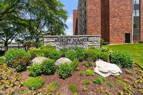 21800 Morley Ave #415, Dearborn, MI 48124