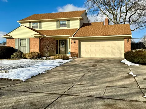36048 Grennada St, Livonia, MI 48154