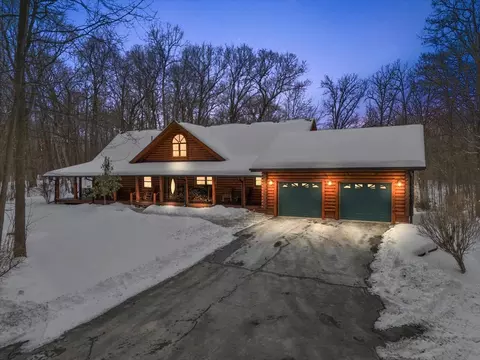 10287 Gibbs Rd, Springfield, MI 48348