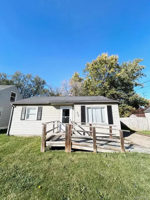 3346 W Ridgeway Ave, Mount Morris, MI 48504