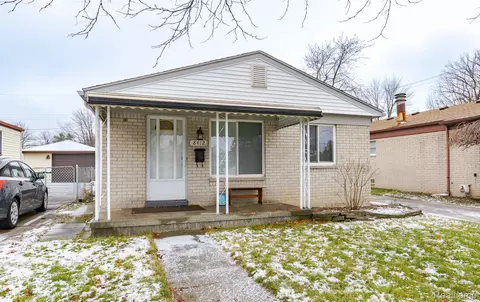 8412 Farnum Ave, Warren, MI 48093