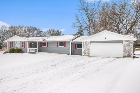3451 Reamer Dr, Oregon, MI 48446