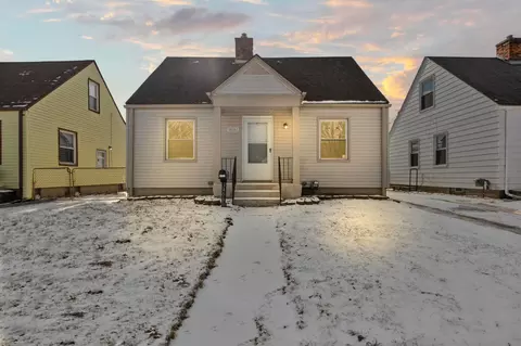 34061 Richard St, Wayne, MI 48184
