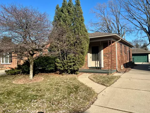 9070 Riverview, Redford, MI 48239