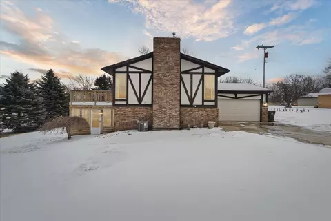 4360 N Latson Rd, Oceola, MI 48855