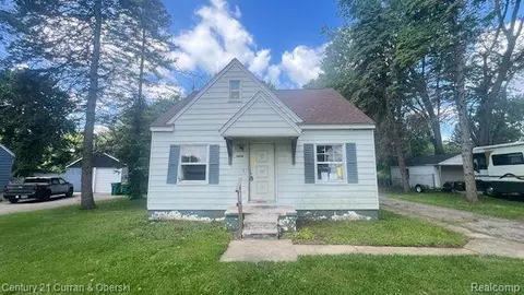 10604 Quirk Rd, Van Buren, MI 48111