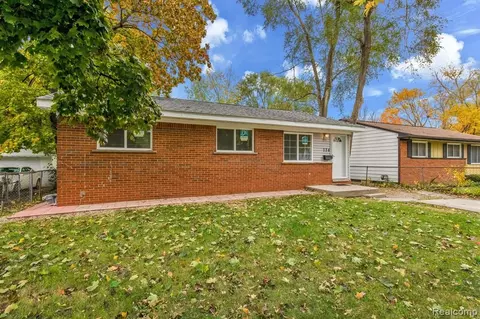 724 Kenilworth Ave, Pontiac, MI 48340