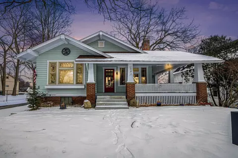 682 Pine St, Lapeer, MI 48446