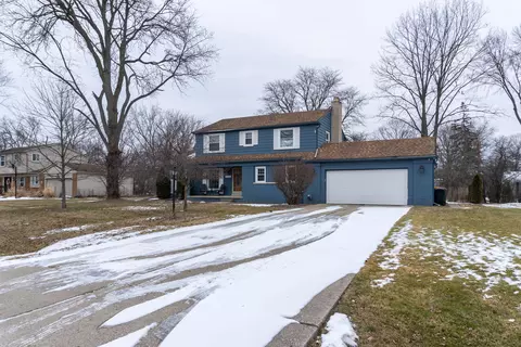 25092 Lyncastle St, Farmington Hills, MI 48336