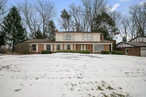 53800 Woodbridge Dr, Shelby Township, MI 48316